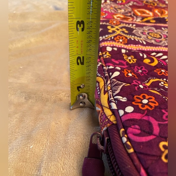 Vera Bradley Colorful Floral Laptop Case - Picture 7 of 7